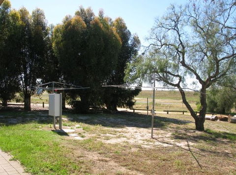 Natimuk Lake Caravan Park - Tourism Canberra 4