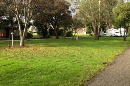 Moe Gardens Caravan Park - Tourism Canberra 4