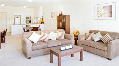 Glenelg Pacific Apartments - Tourism Canberra 3