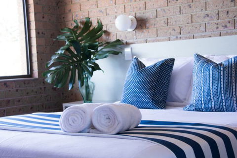 Mollymook Seascape Motel & Apartments - Tourism Canberra 2