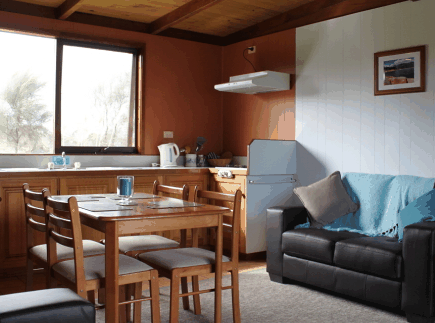 Flinders Island Cabin Park - Tourism Canberra