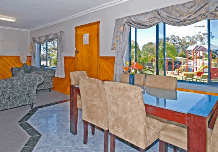 Homelea Accommodation Apartments - Tourism Canberra 4