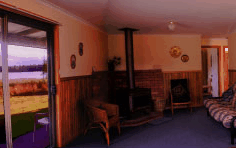 Lake Yalleena Cabins - Tourism Canberra 1