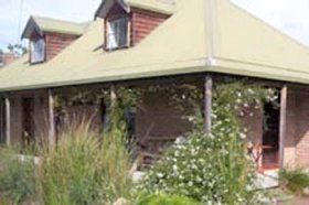 Wind Song Bed And Breakfast - Tourism Canberra 0
