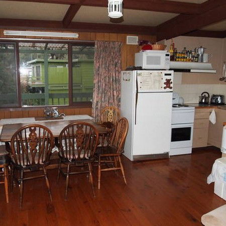 Lyle Hill Accommodation - Tourism Canberra 1