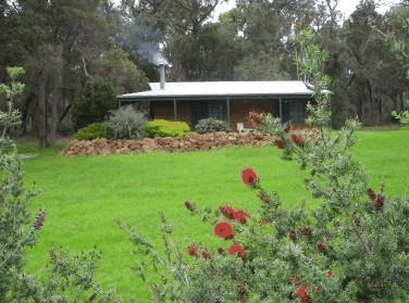 Woody Grange Chalets - Tourism Canberra 0
