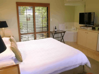 The Beach House At Bayside - Tourism Canberra 1