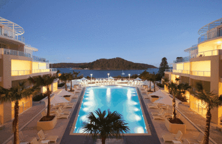 Mantra Ettalong Beach - Tourism Canberra 0
