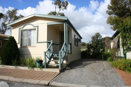 Woodcroft Park Caravan Park - Tourism Canberra 2