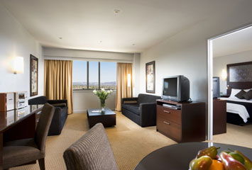 Stamford Plaza Adelaide Hotel - Tourism Canberra 4