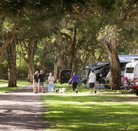 Beachfront Holiday Park - Tourism Canberra