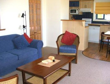 Club Yamba Luxury Villas - Tourism Canberra 3