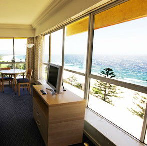 Novotel Wollongong Northbeach Hotel - Tourism Canberra 3