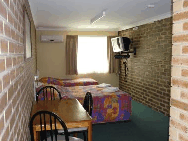 Jumbuck Motor Inn - Tourism Canberra 4