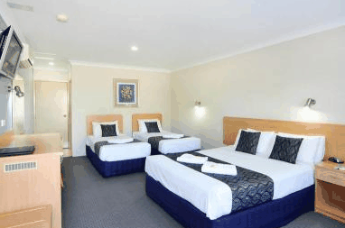 Next Edward Parry Motel - Tourism Canberra 1