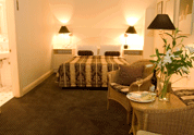 Simpsons Hotel Potts Point - Tourism Canberra 5
