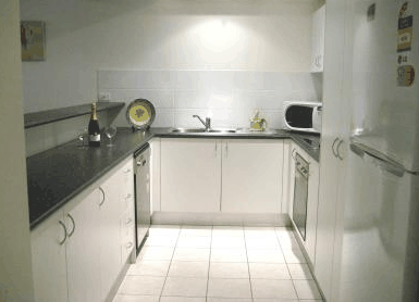 Oasis Holiday Apartments - Tourism Canberra