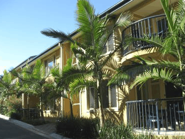 Oasis Holiday Apartments - Tourism Canberra 3