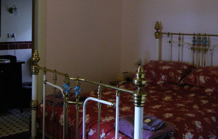 Dunns B & B - Tourism Canberra 0