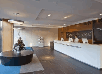 Next The Gateway Inn - Tourism Canberra 3