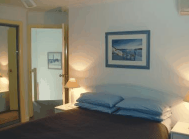 Breakers Apartments Mollymook - Tourism Canberra 4