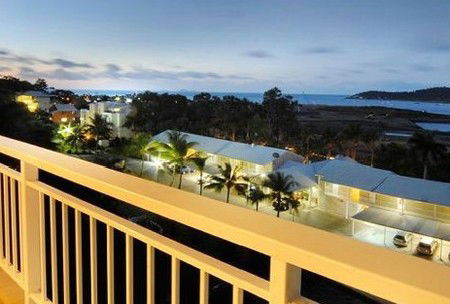 Coral Sea Vista Apartments - Tourism Canberra 0