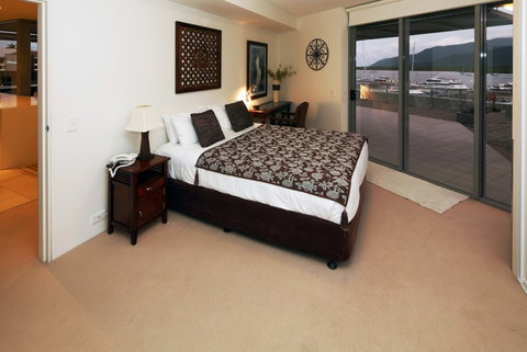 Cairns Luxury Apartments, Harbourlights Complex - Tourism Canberra 5