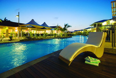 Oaks Pacific Blue Resort - Tourism Canberra 0