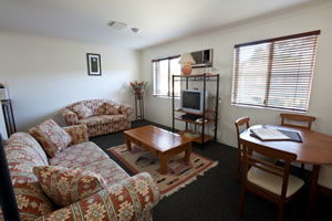Key Lodge Motel - Tourism Canberra 2