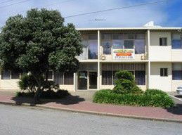 Glenelg Lake Holiday Apartment Accommodation - Tourism Canberra 4