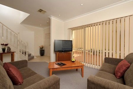 Apartments At Kew - Tourism Canberra 1