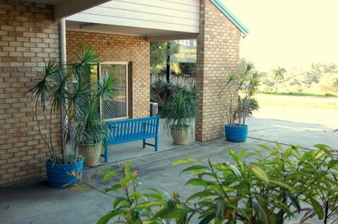 Sunshine Coast Motor Lodge - Tourism Canberra 2
