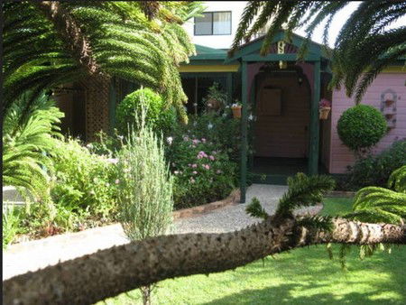 Chelsand Cottage - Tourism Canberra 0