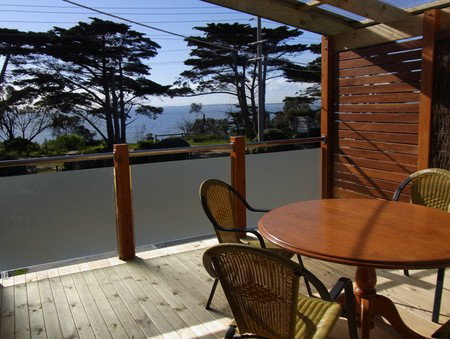 Black Dolphin Townhouse And Apartment - Tourism Canberra 5