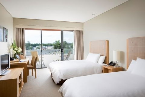 Crowne Plaza Hunter Valley - Tourism Canberra 3