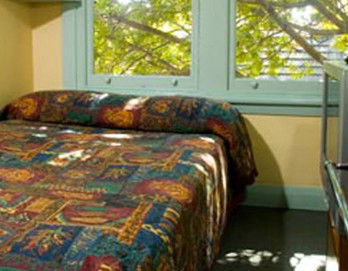 Highfield Private Hotel - Tourism Canberra 1