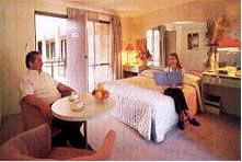 Sydney Palm Court Motor Inn - Tourism Canberra 0