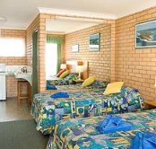 Bay Motel - Tourism Canberra