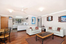 Abodes About Byron - Tourism Canberra 3