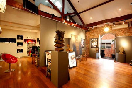 Warburton Lane Exhibits - Tourism Canberra 2