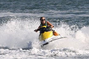 Extreme Jet Ski Hire - Tourism Canberra 0