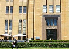 Museum Of Contemporary Art - Tourism Canberra 1