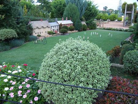 Abingdon Miniature Village - Tourism Canberra 1