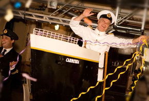 Titanic Theatre Restaurant - Tourism Canberra 2