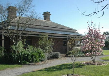  Tourism Canberra