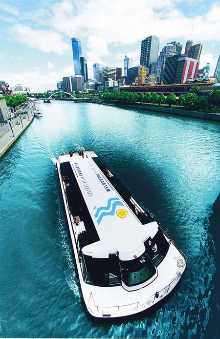 Melbourne River Cruises - Tourism Canberra 3