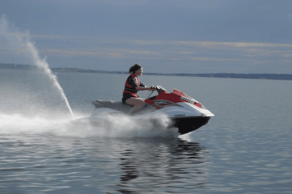 Aquavue Cafe Watersports - Tourism Canberra 2