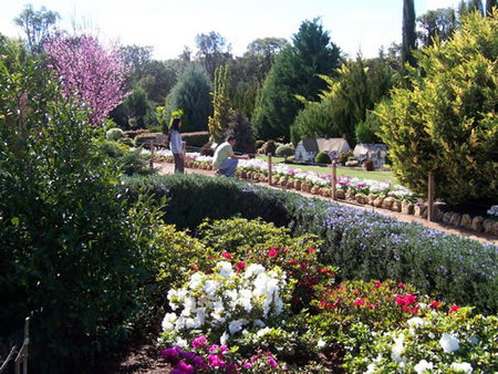 Abingdon Miniature Village - Tourism Canberra 3