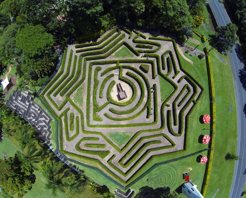 Bellingham Maze - Tourism Canberra 1