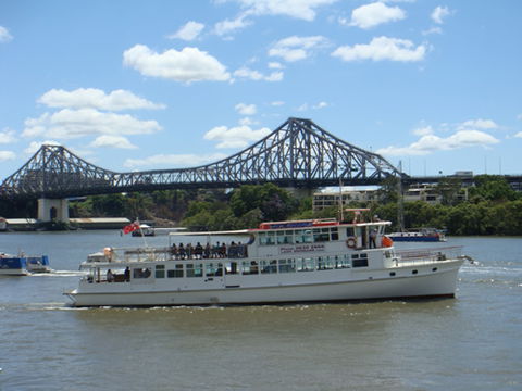 Brisbane Cruises - Tourism Canberra 0